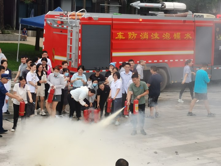 深圳市易贝尔进出口有限公司举行消防安全应急演练